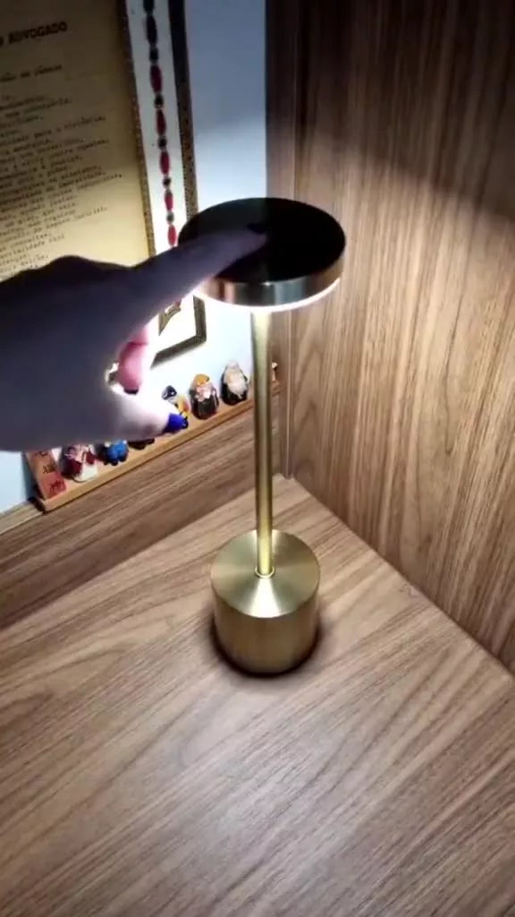 Luminária de Mesa Touch LED Recarregável Sem Fio Candeeiro Dimerizável em Alumínio  Entrega Pronto GA-270